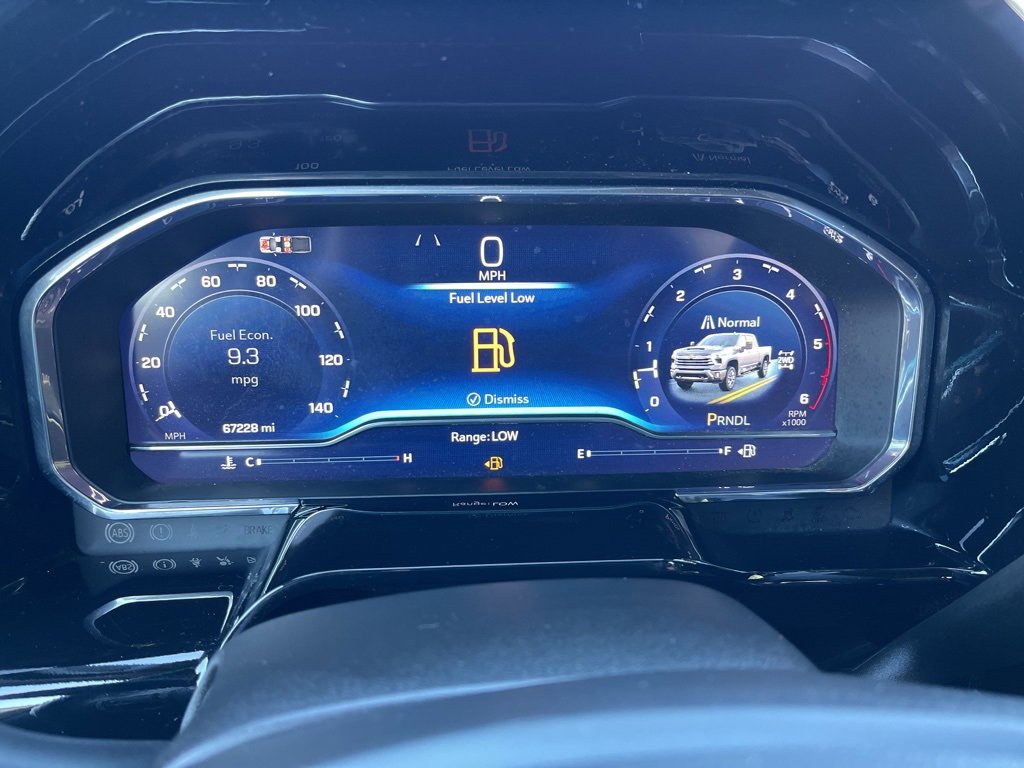 Used 2024 Chevrolet Silverado 2500 High Country w/ Technology Package image 9