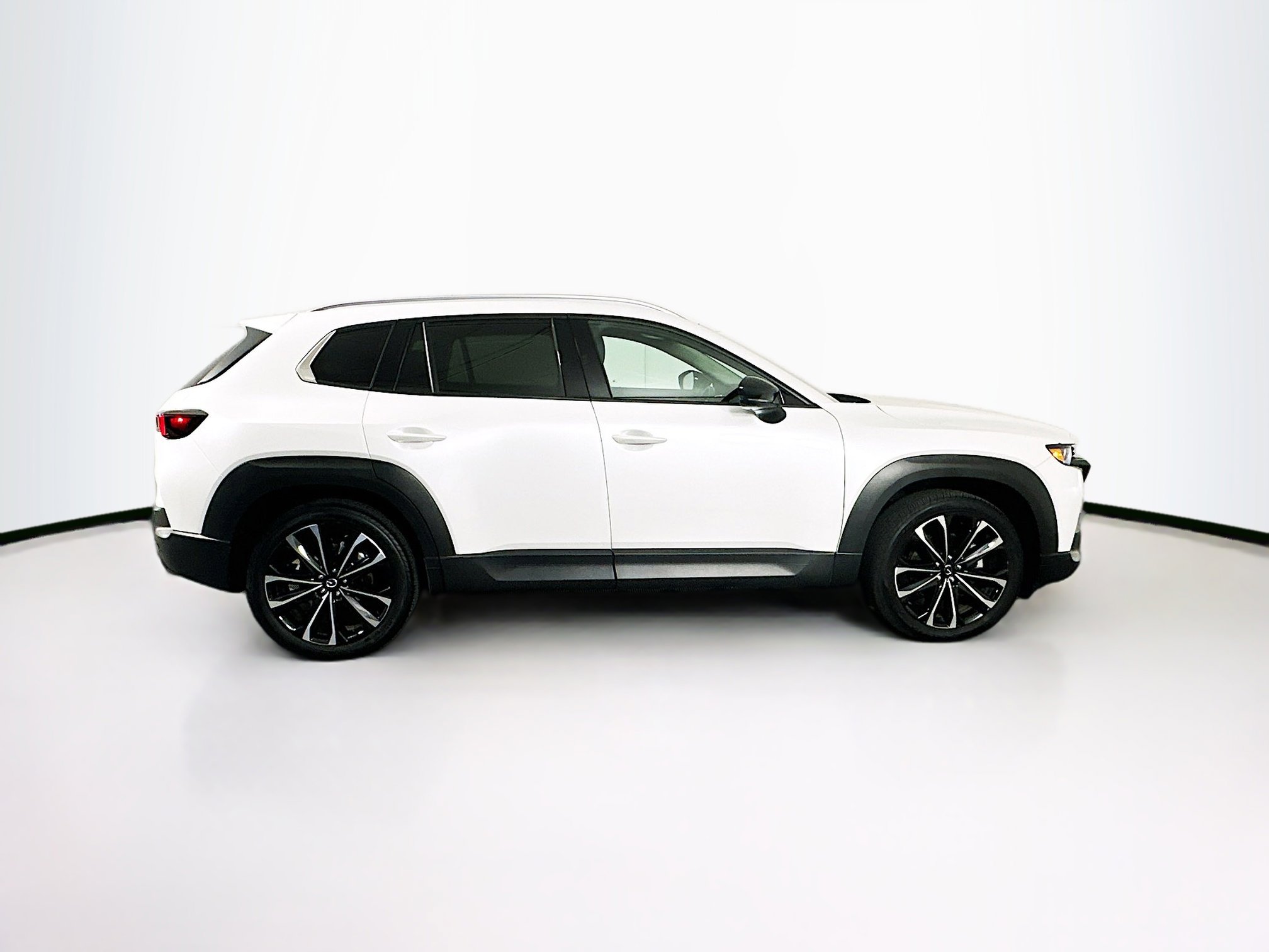 Used 2025 MAZDA CX-50 AWD 2.5 S w/ Premium Plus Pkg image 10