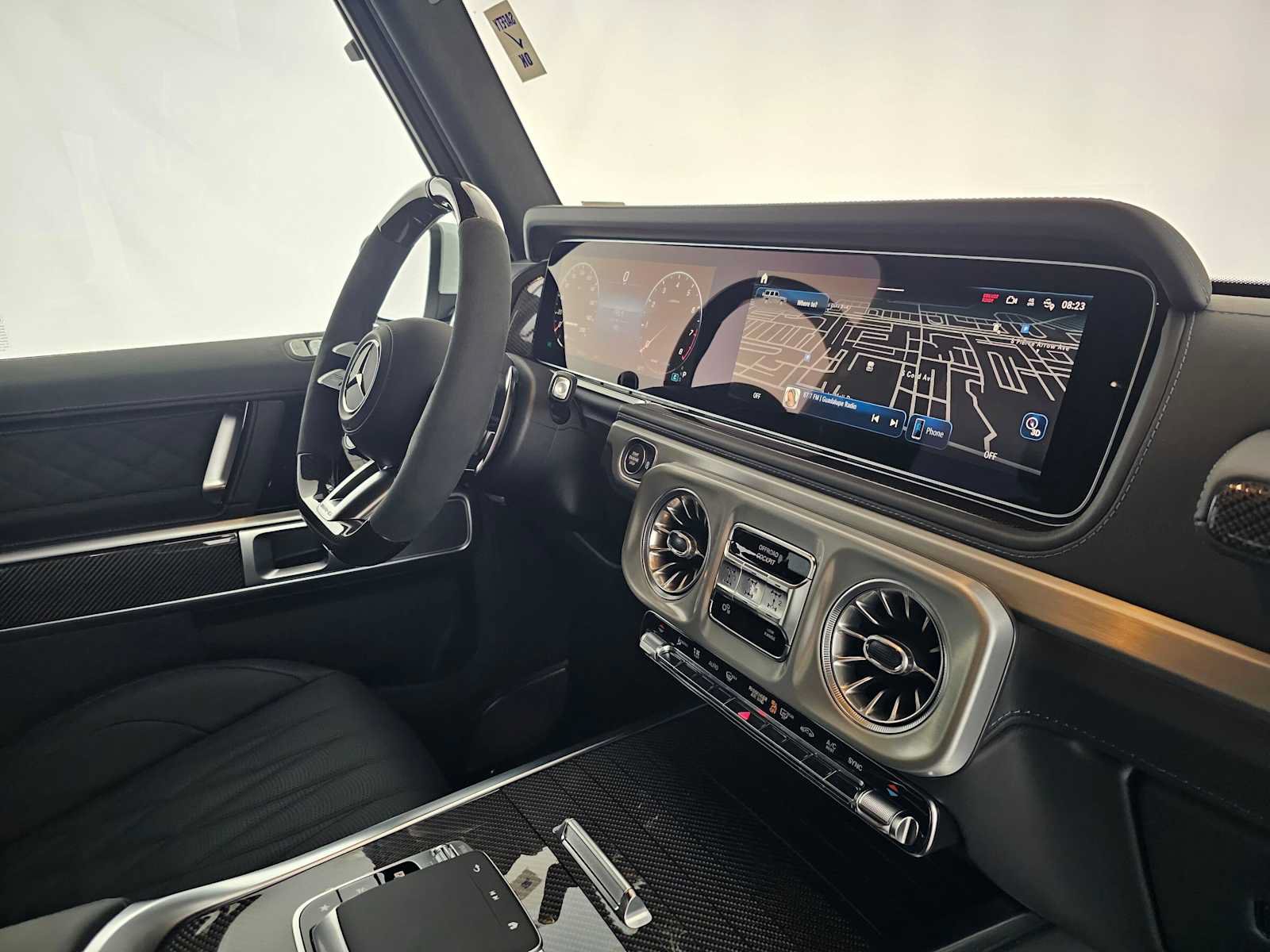 Used 2025 Mercedes-Benz G 63 AMG 4MATIC image 11