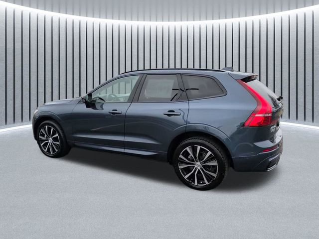 Used 2024 Volvo XC60 B5 Plus image 12