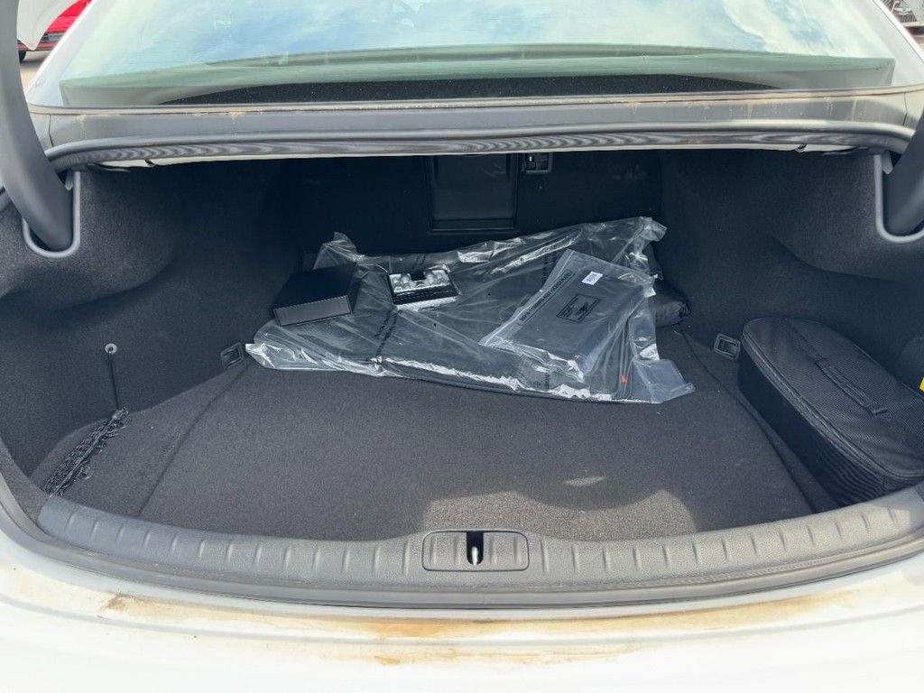 Used 2025 Genesis G80 2.5T AWD/4WD image 6