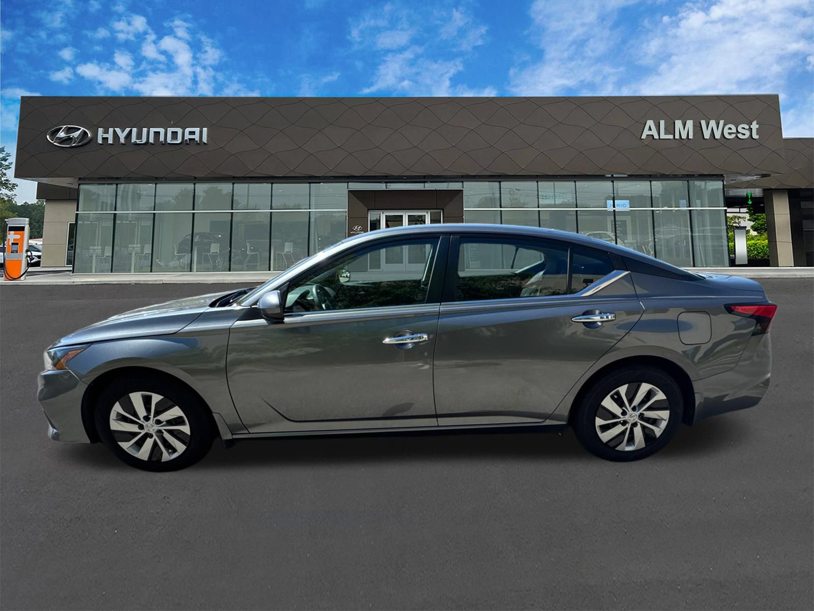 Used 2022 Nissan Altima 2.5 S FWD image 8