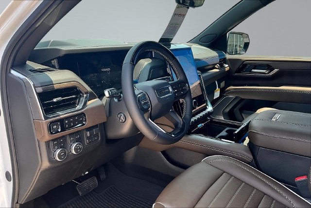 New 2026 GMC Yukon XL Denali Ultimate AWD/4WD image 9