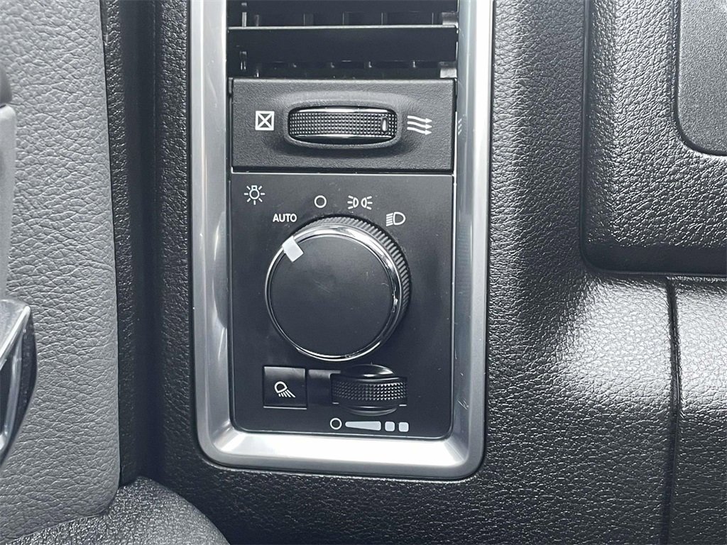 Used 2023 RAM 1500 Classic SLT w/ Trailer & Traction Group image 18