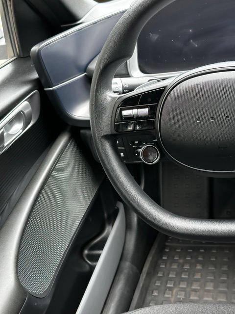 Certified 2025 Hyundai Ioniq 6 SE RWD image 27