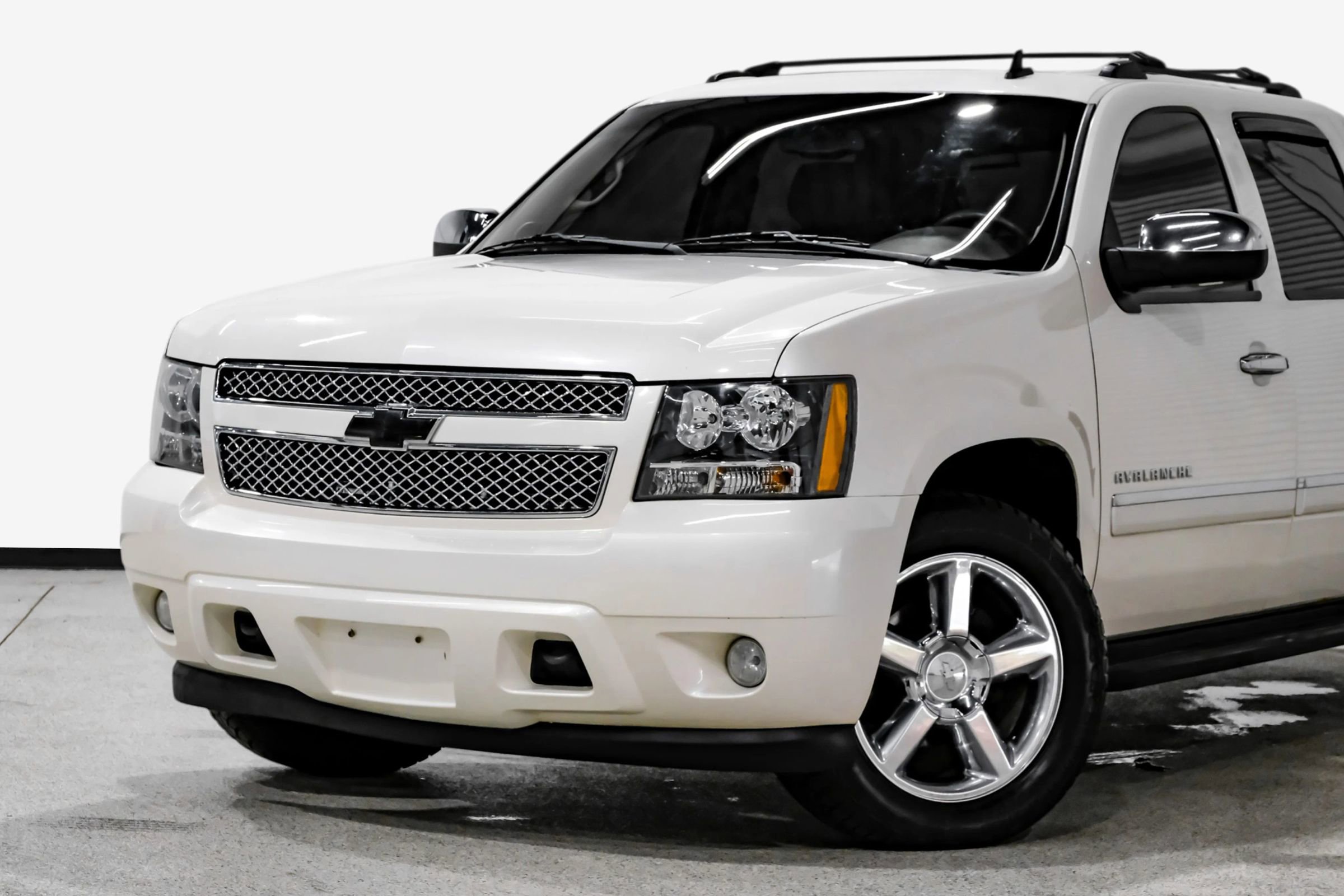 Used 2012 Chevrolet Avalanche LTZ image 10