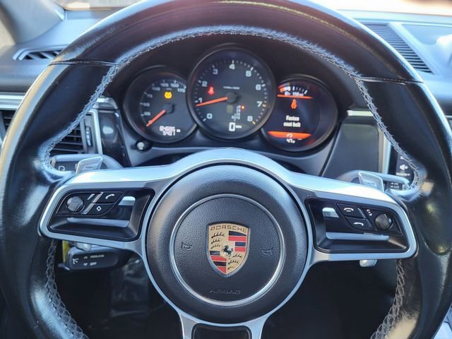 Used 2017 Porsche Macan image 20