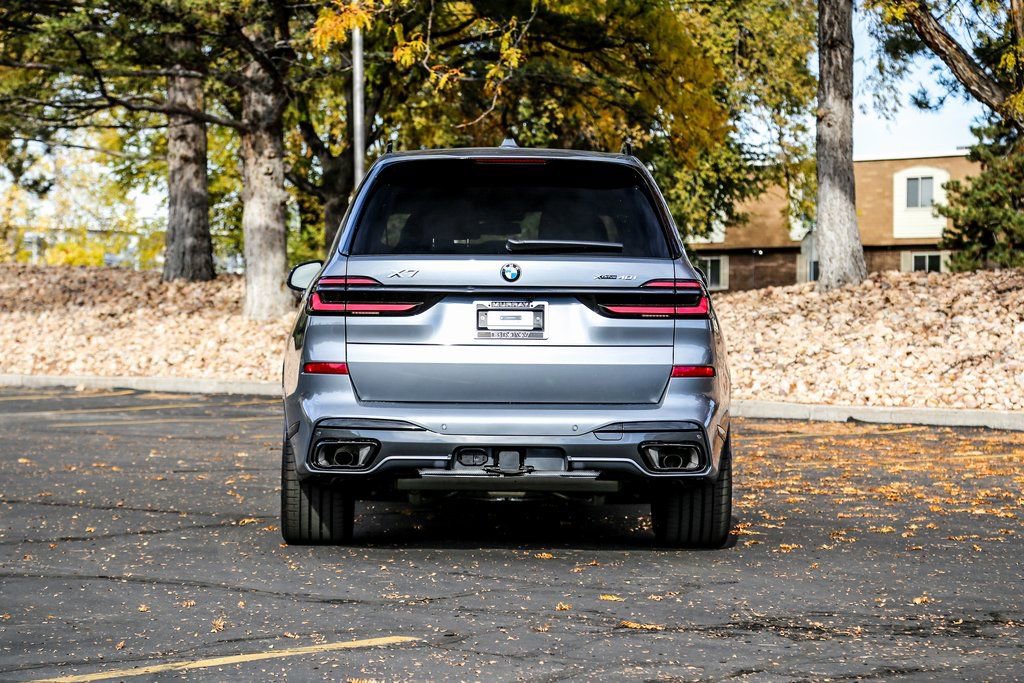 Used 2026 BMW X7 xDrive40i w/ Executive Package image 4