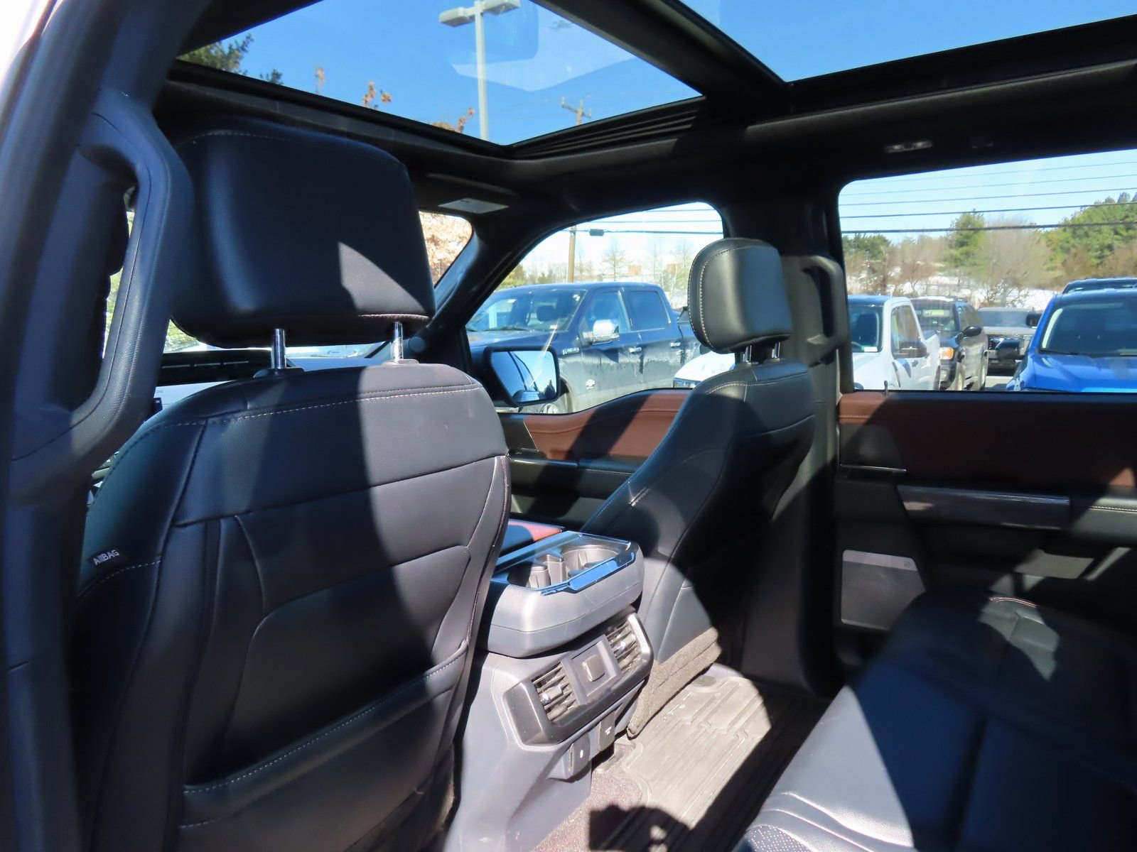 Used 2021 Ford F150 Lariat image 32