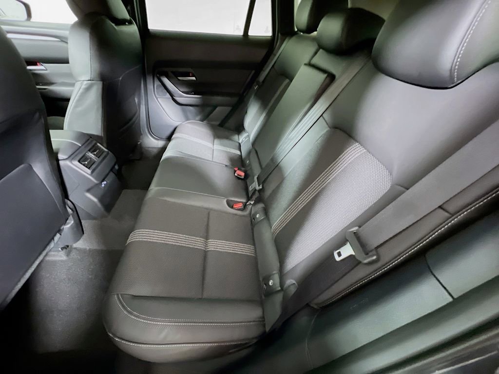 Used 2025 MAZDA CX-50 AWD 2.5 S w/ Preferred Package image 21