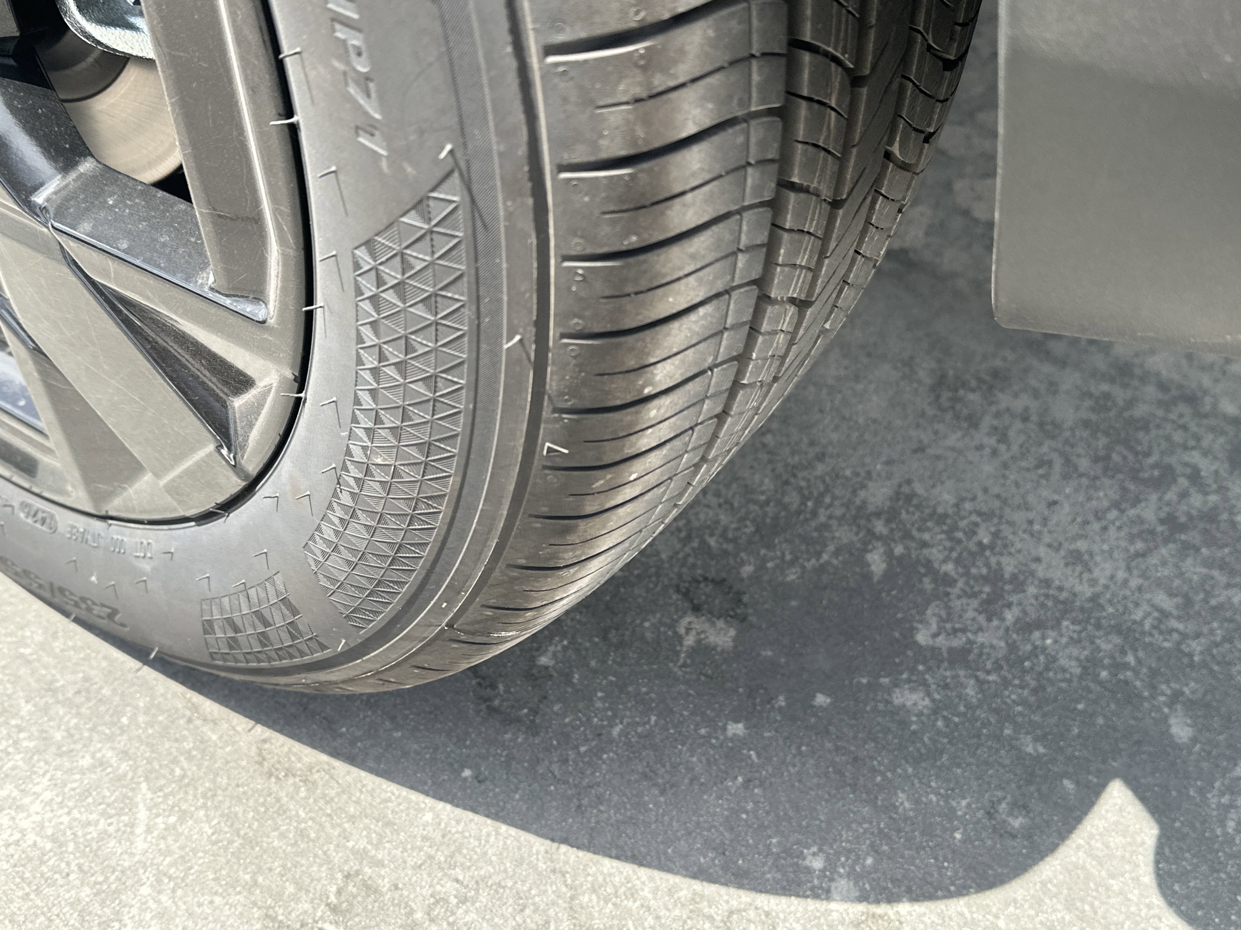 New 2026 Kia Sportage X-Line w/ X-Line Premium Package image 11