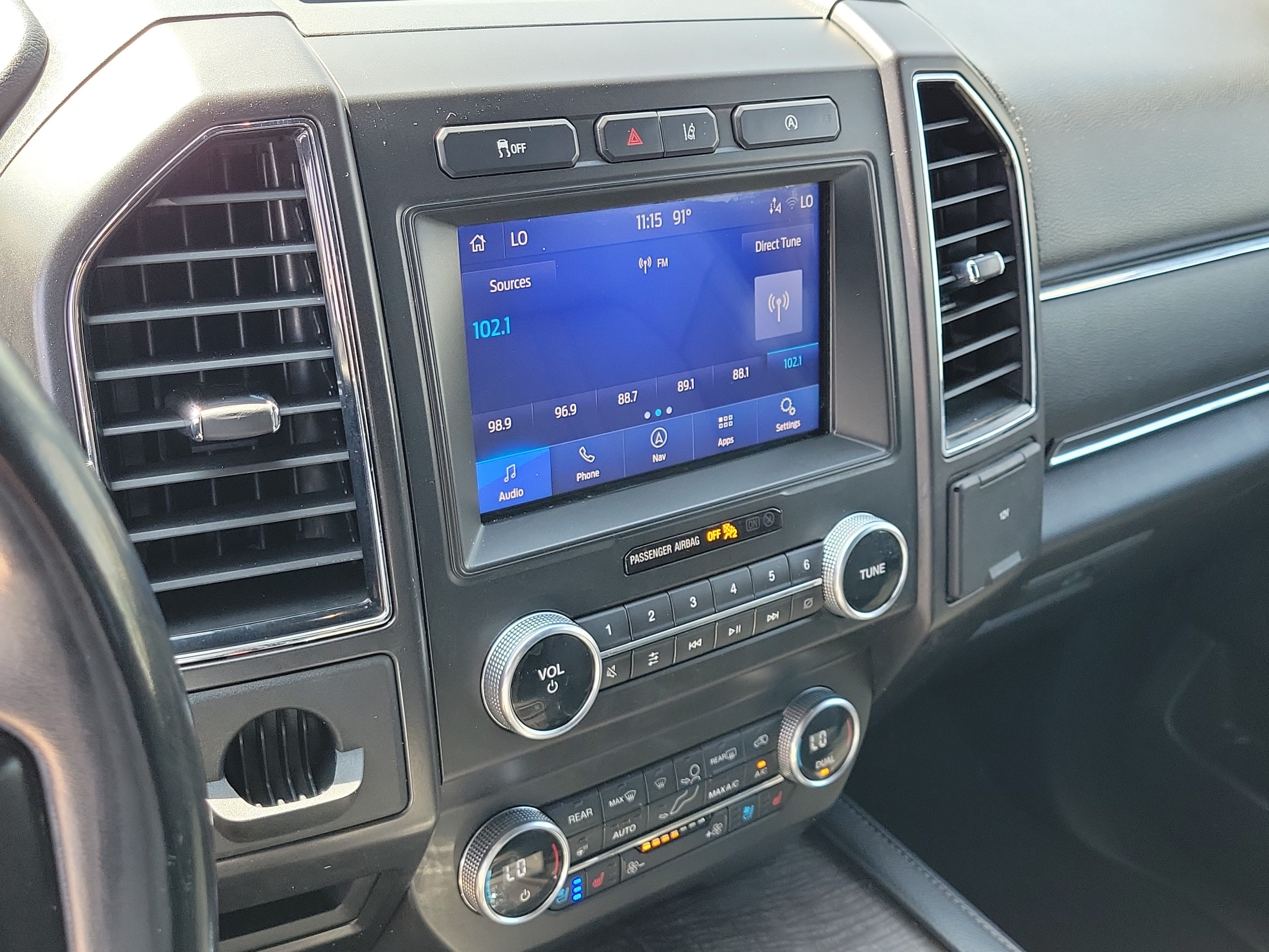 Used 2020 Ford Expedition Limited RWD image 29