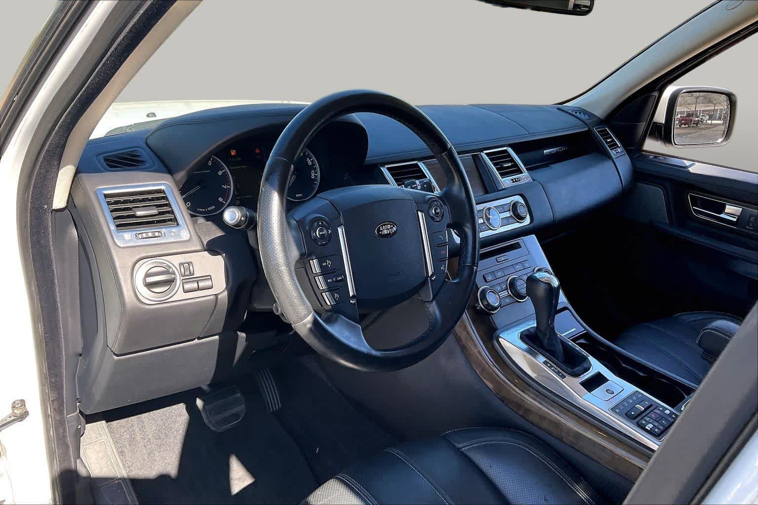 Used 2013 Land Rover Range Rover Sport Supercharged AWD/4WD image 17