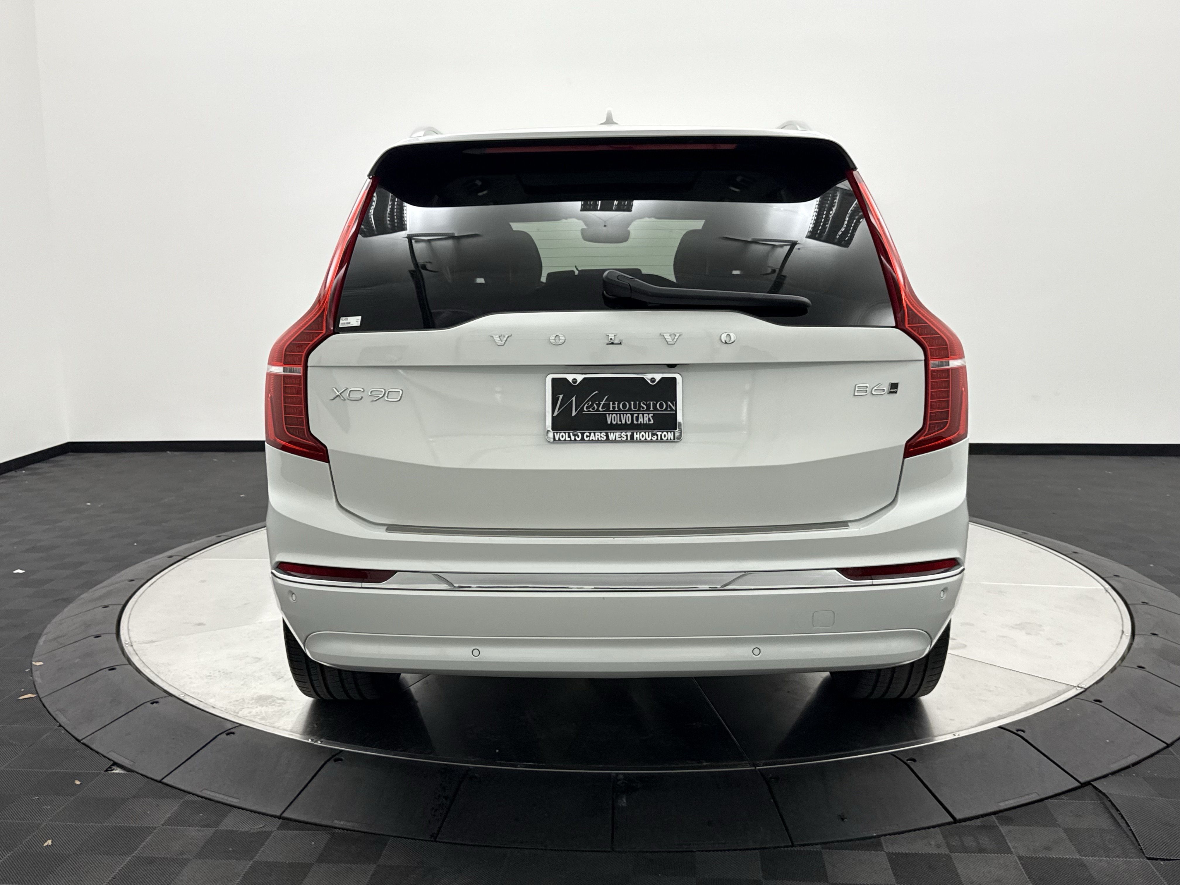 Certified 2024 Volvo XC90 B6 Plus w/ Protection Package Premier AWD/4WD image 6