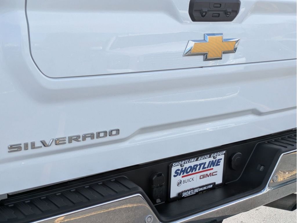 Used 2024 Chevrolet Silverado 2500 W/T w/ WT Convenience Package AWD/4WD image 11