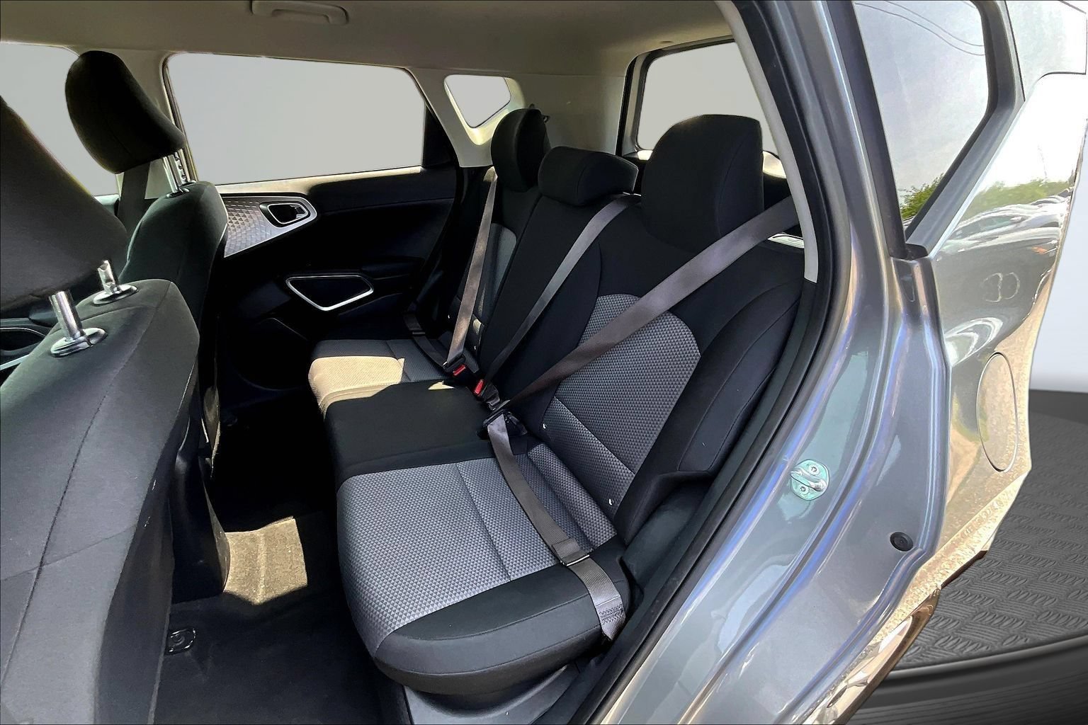 Used 2024 Kia Soul LX w/ Option Group 015 FWD image 21