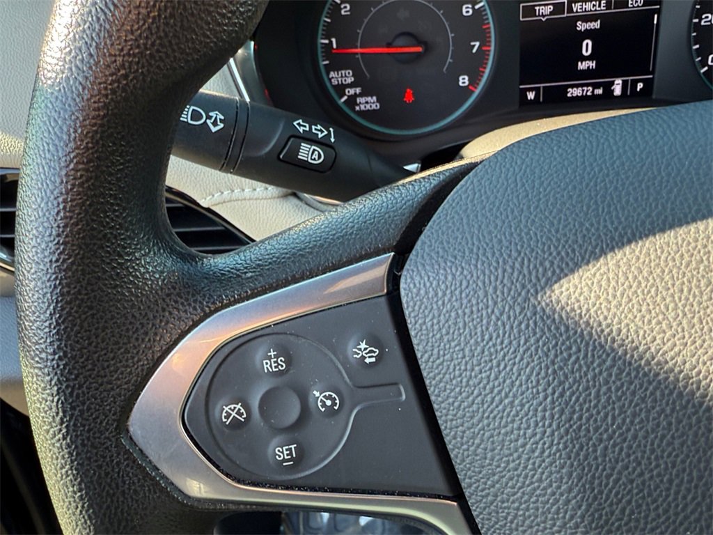 Used 2023 Chevrolet Traverse LS image 12