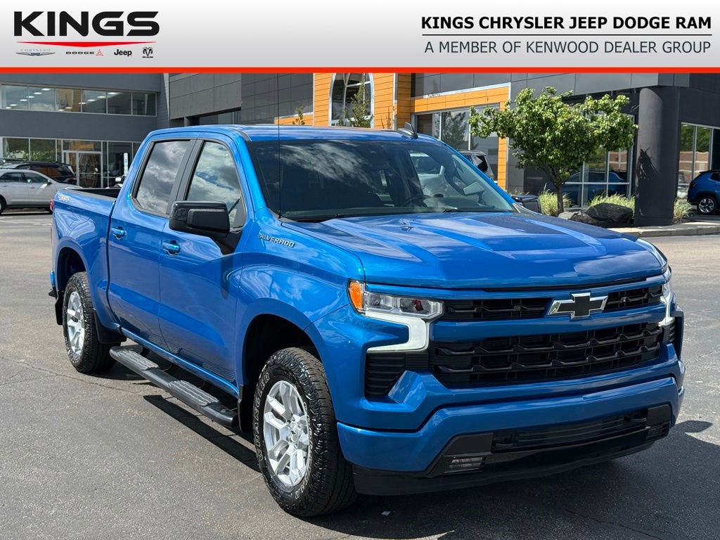 Used 2022 Chevrolet Silverado 1500 RST AWD/4WD image 1