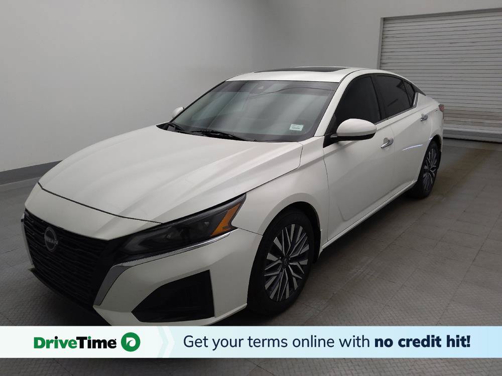 Used 2024 Nissan Altima 2.5 SV w/ SV Premium Package FWD image 1