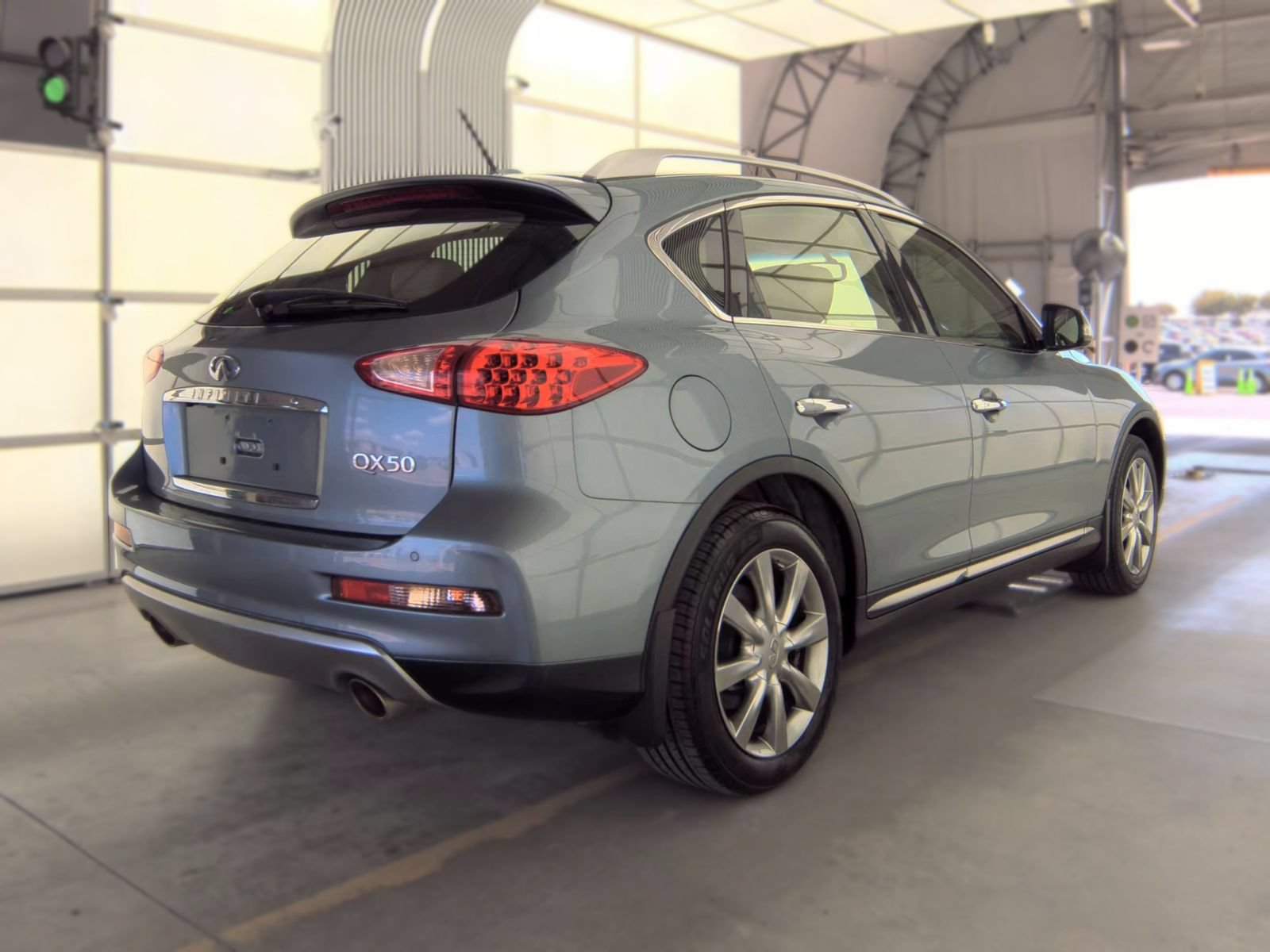Used 2017 INFINITI QX50 AWD w/ Premium Plus Package image 2