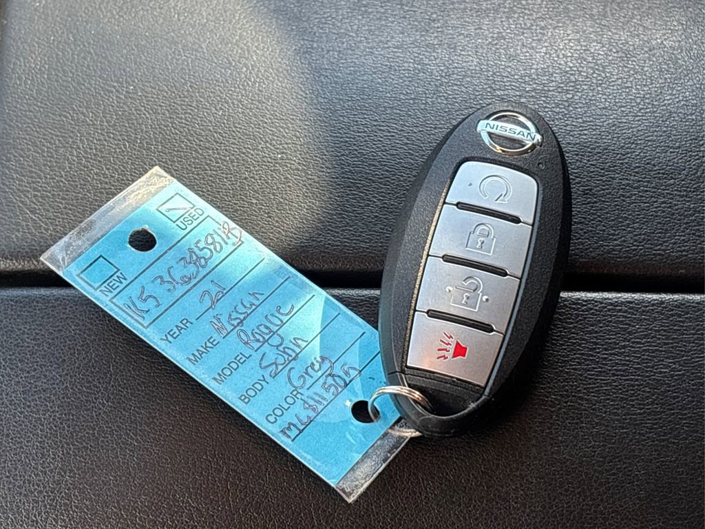 Used 2021 Nissan Rogue SV image 36