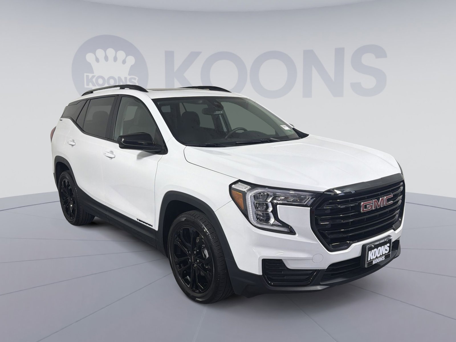 Used 2022 GMC Terrain SLE w/ Driver Convenience Package image 10