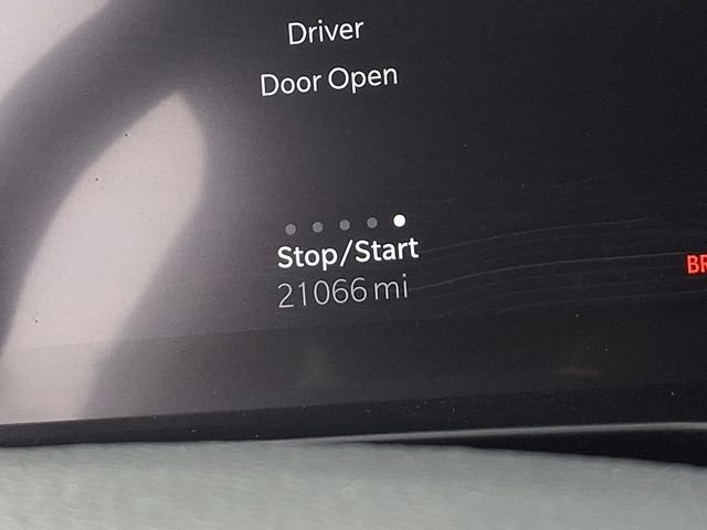 Used 2025 Jeep Grand Cherokee Limited image 20