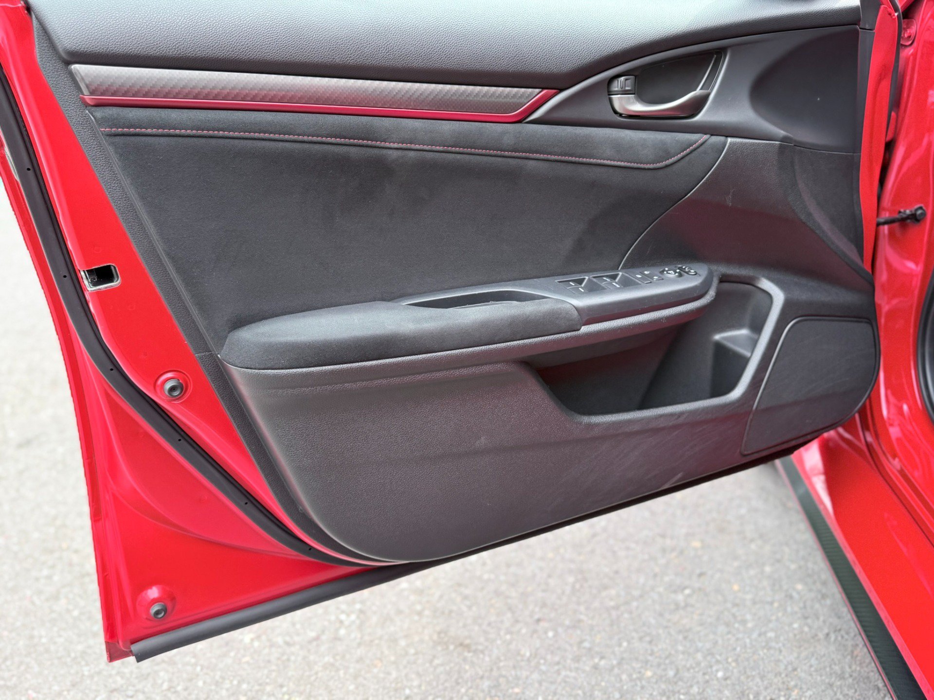 Used 2019 Honda Civic Type R image 8