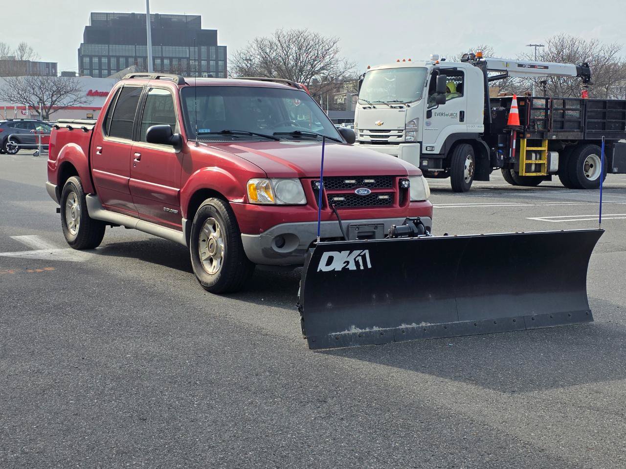 Used 2001 Ford Explorer Sport Trac 4x4 image 4