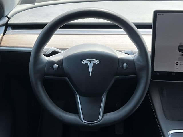 Used 2025 Tesla Model Y Long Range AWD/4WD image 15
