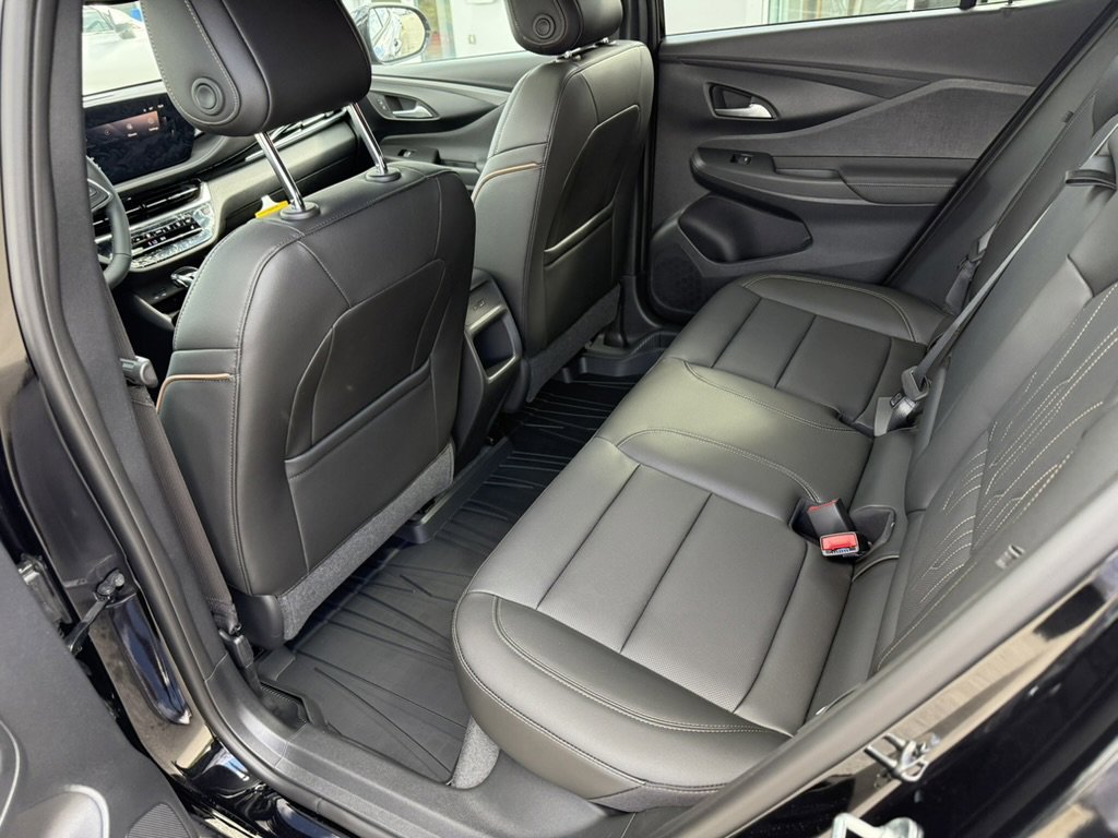 New 2026 Buick Envista Avenir image 11