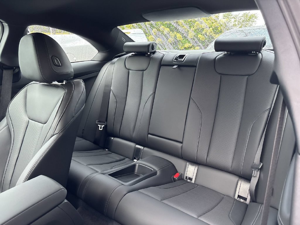 Used 2024 BMW 230i Coupe w/ Convenience Package RWD image 14