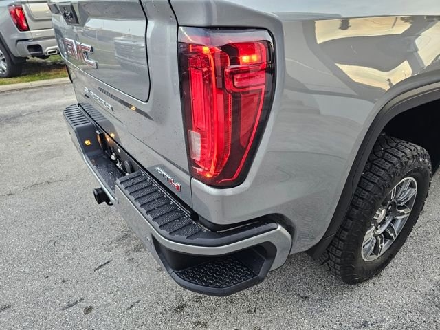 Used 2025 GMC Sierra 1500 AT4 image 13
