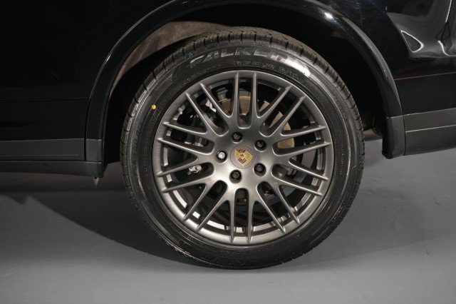Used 2018 Porsche Cayenne Platinum Edition AWD/4WD image 61