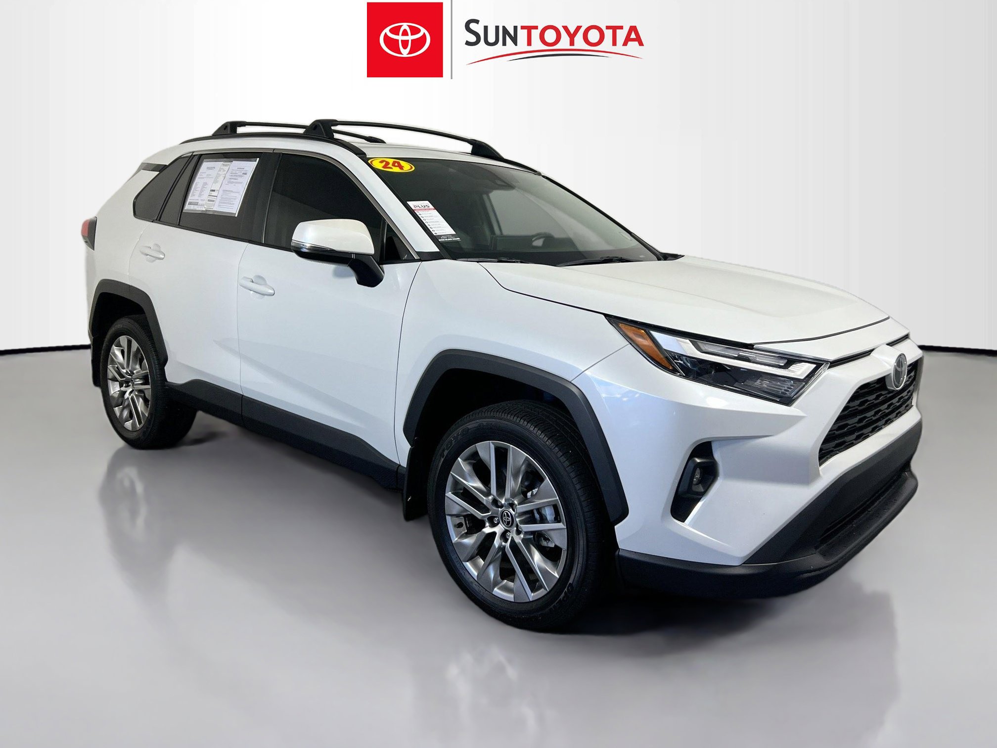 Used 2024 Toyota RAV4 XLE Premium image 1