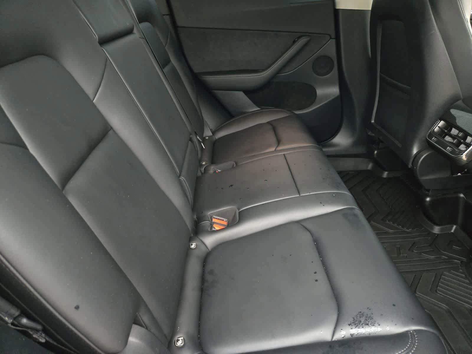 Used 2022 Tesla Model Y Performance AWD/4WD image 18