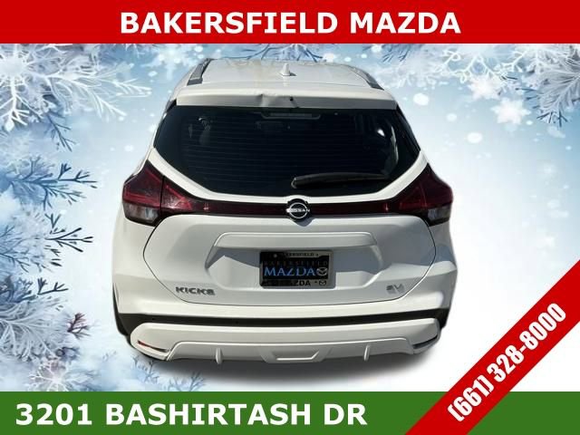 Used 2023 Nissan Kicks SV image 10