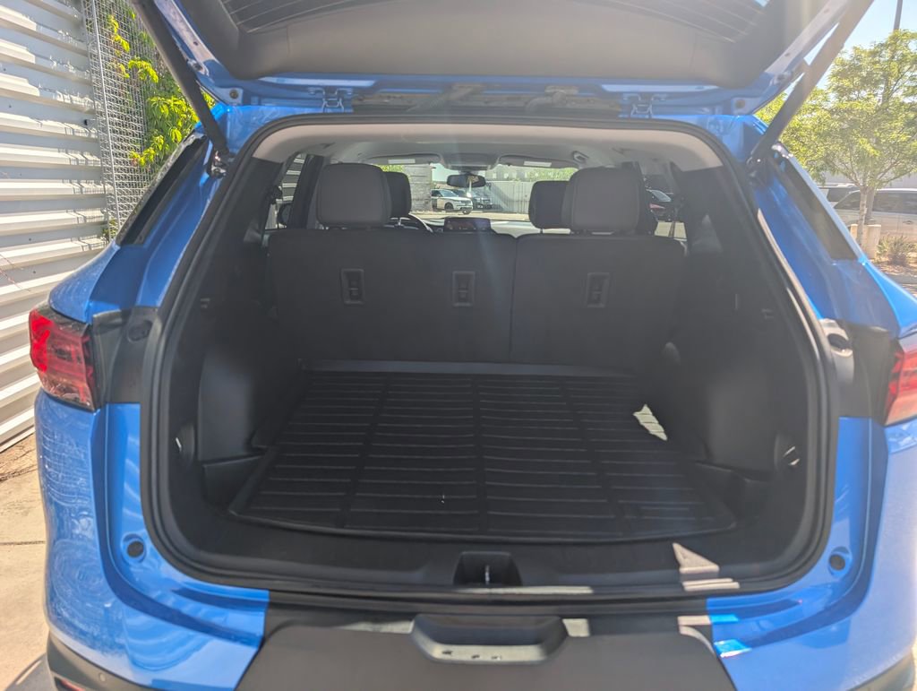 Used 2024 Chevrolet Blazer LT AWD/4WD image 17