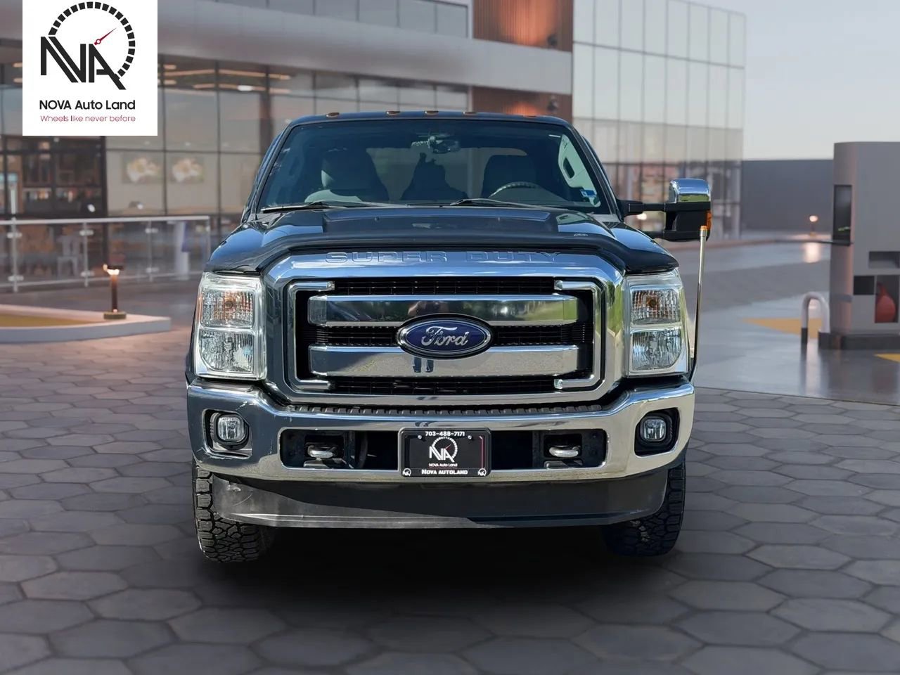 Used 2012 Ford F250 XLT w/ XLT Premium Pkg AWD/4WD image 4