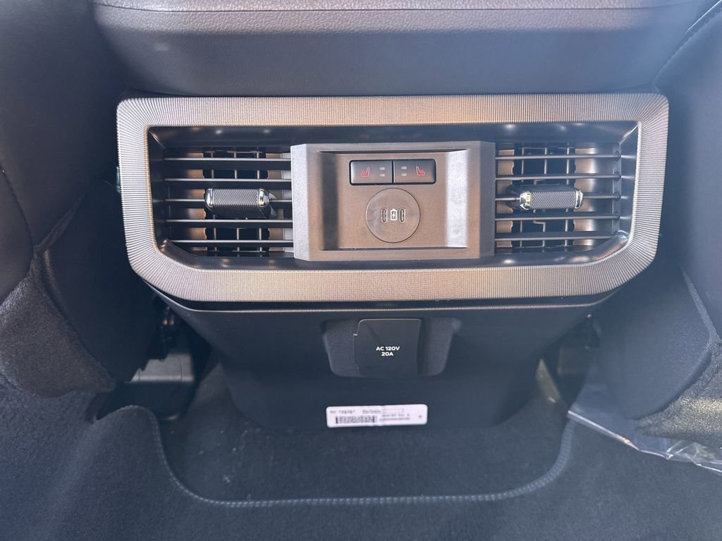 New 2025 Ford F350 Platinum w/ FX4 Off-Road Package AWD/4WD image 22