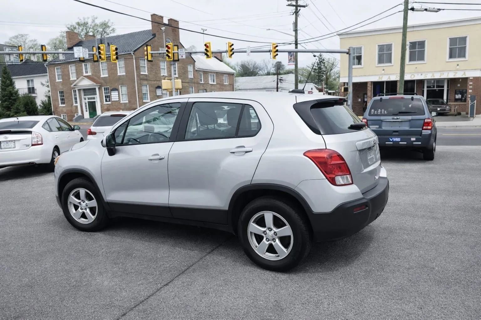 Used 2016 Chevrolet Trax LS AWD/4WD image 3
