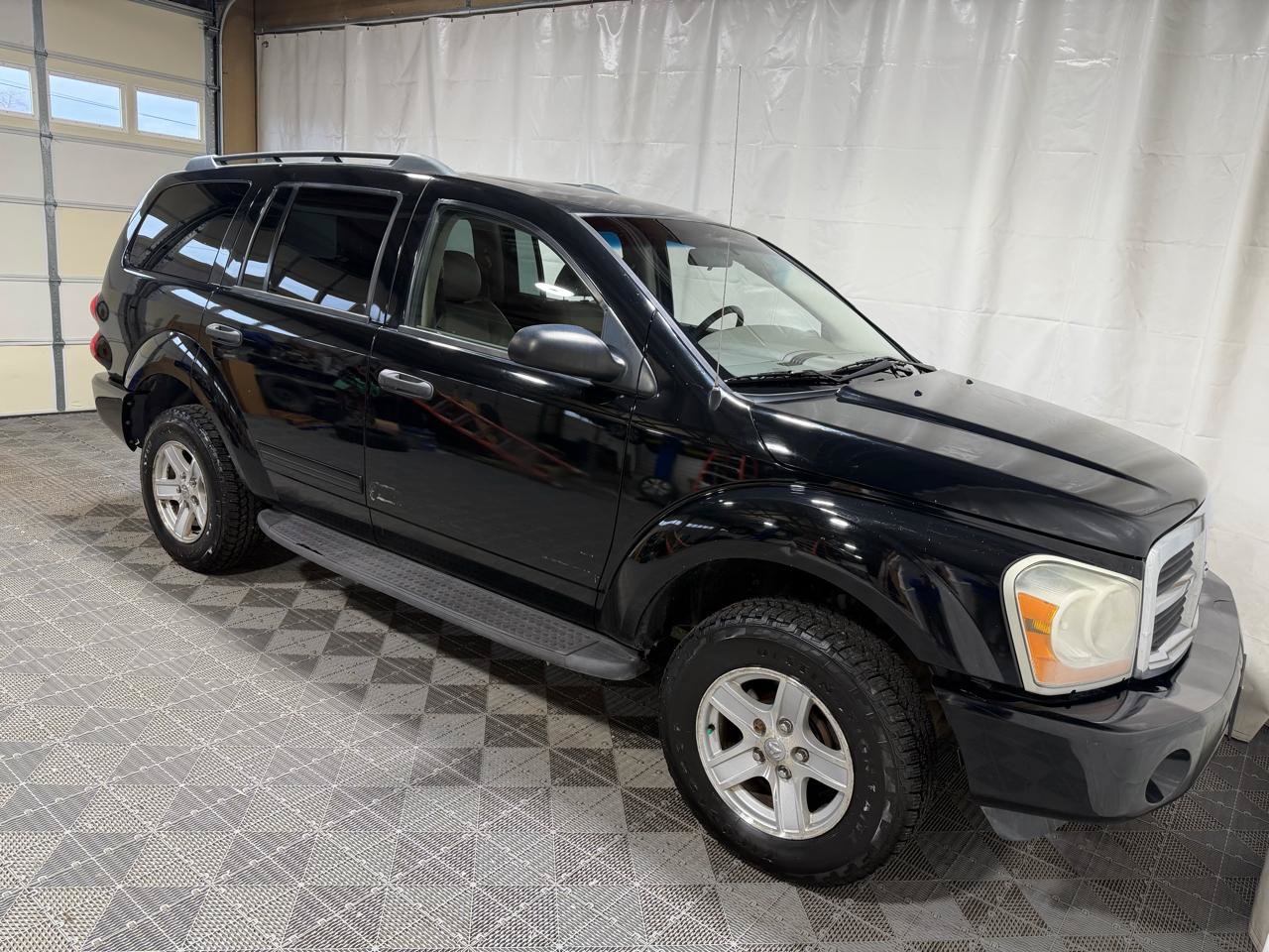 Used 2005 Dodge Durango SLT AWD/4WD image 5