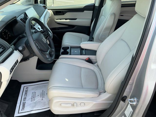 Used 2026 Honda Odyssey EX-L image 13