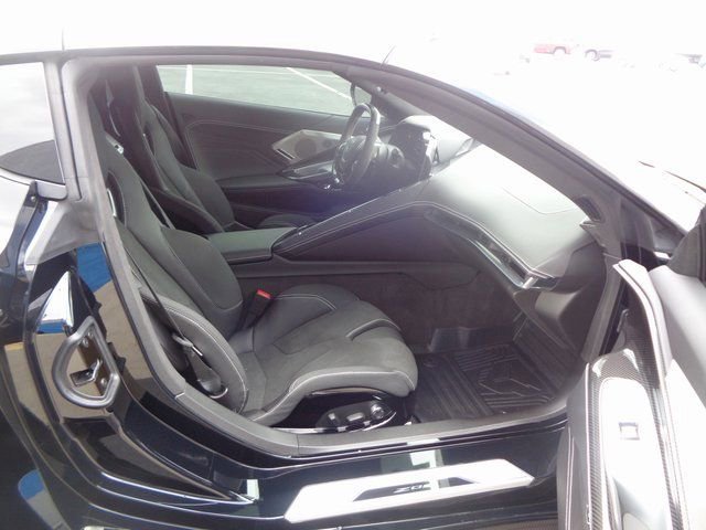 New 2024 Chevrolet Corvette Z06 w/ Z07 Performance Package image 17