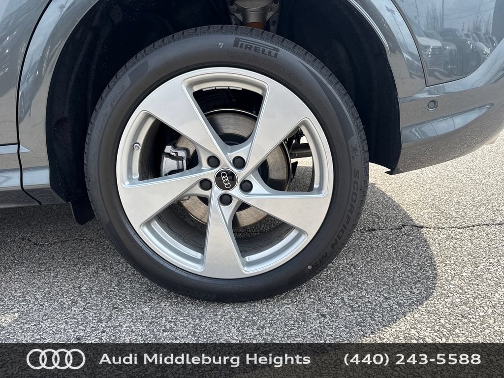 Used 2026 Audi Q5 Premium Plus AWD/4WD image 25