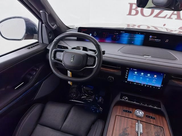 New 2026 Lincoln Navigator Black Label AWD/4WD image 25