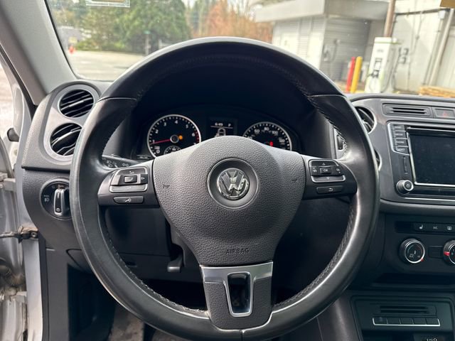 Used 2016 Volkswagen Tiguan SE image 20