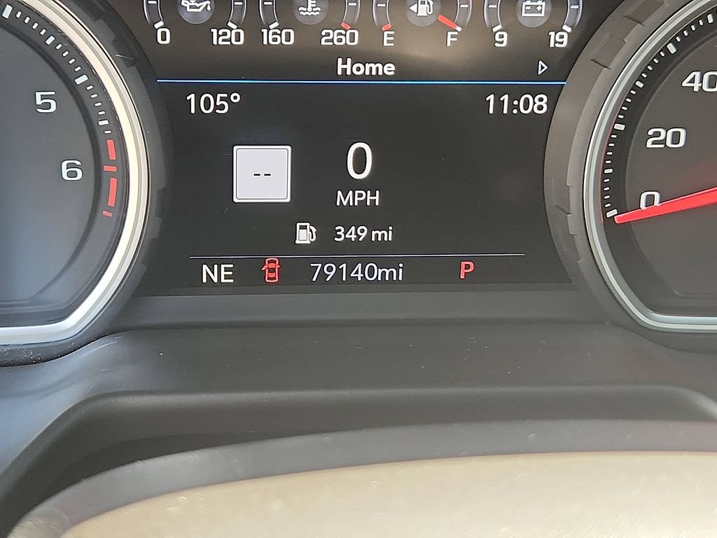 Used 2021 Chevrolet Tahoe Premier w/ Premium Package AWD/4WD image 17