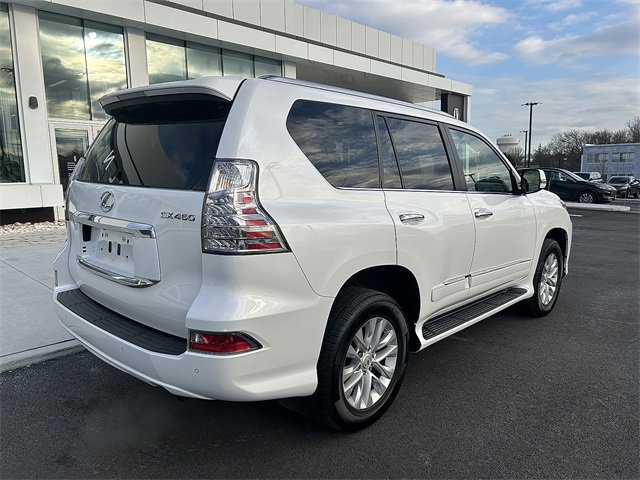 Used 2018 Lexus GX 460 image 9