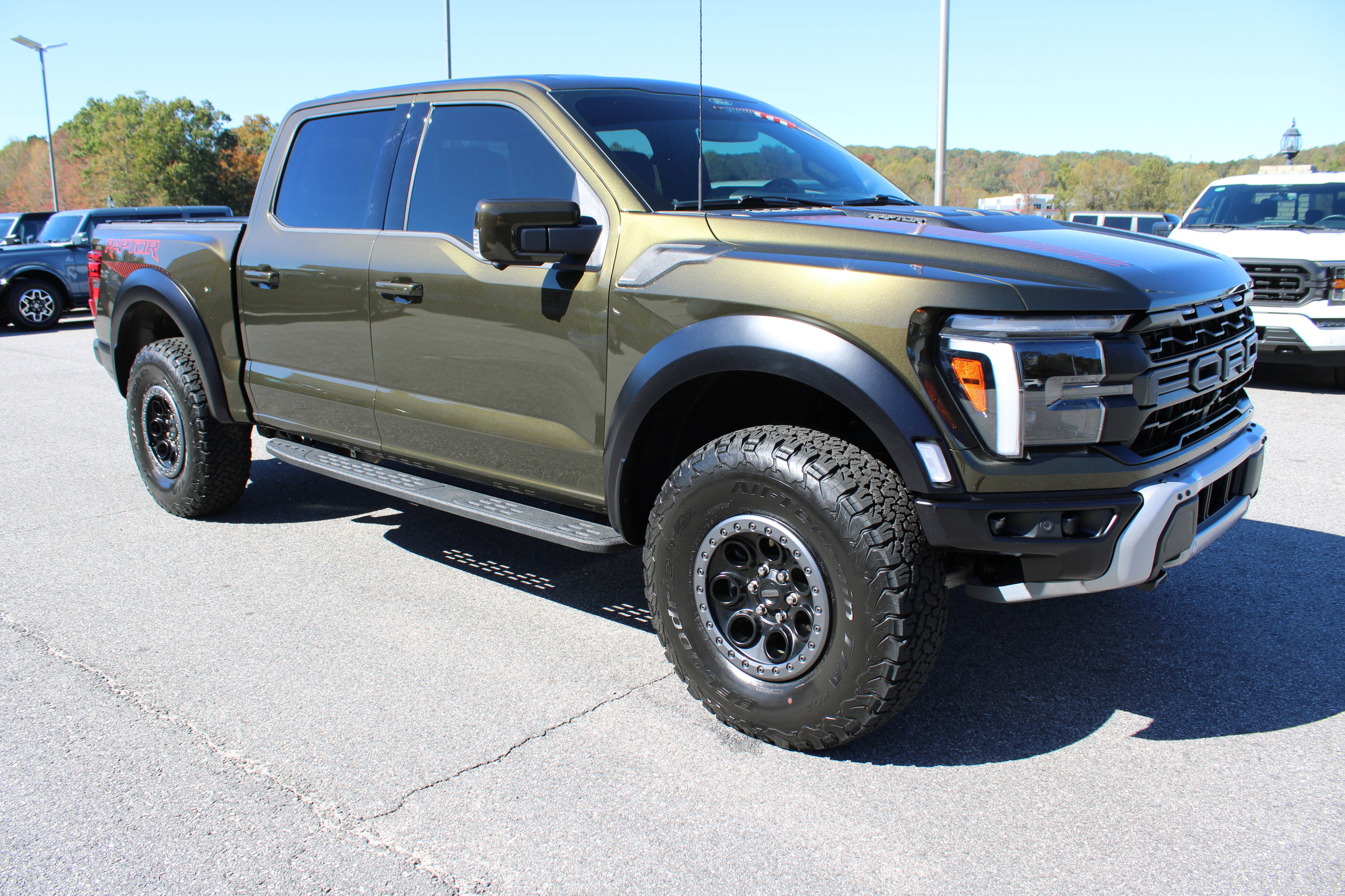 Used 2025 Ford F150 Raptor AWD/4WD image 4